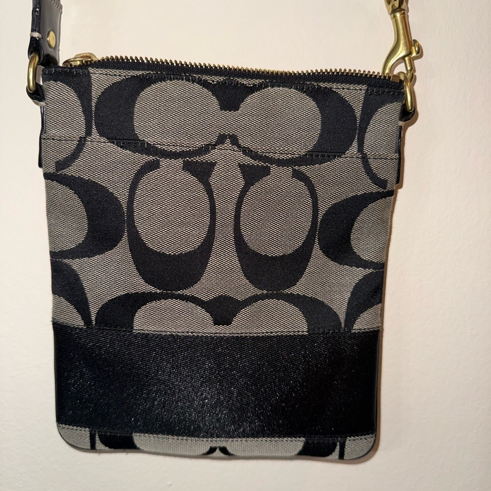 Vintage Coach • Authentic • Style 10129 • June 2006